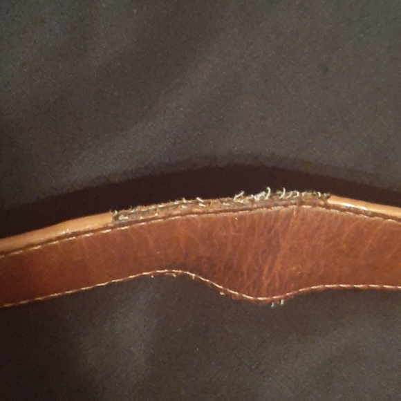 B. Makowsky Leather Purse - Picture 8 of 9